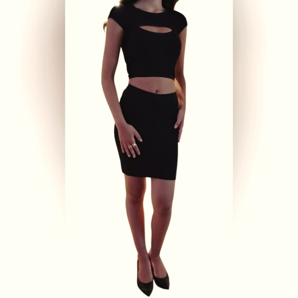 bebe | 2 Piece Bodycon Black Skirt Set - Picture 9 of 15